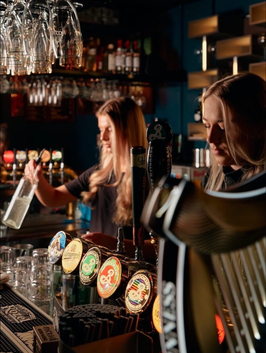 Instagram post from olhyttan. This post is in position 1.